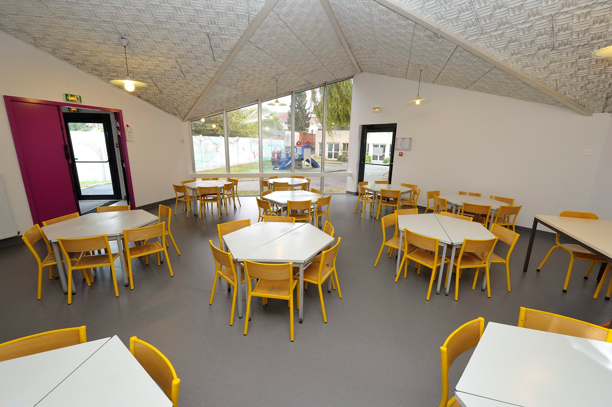 restaurant-scolaire-st-exupery-2